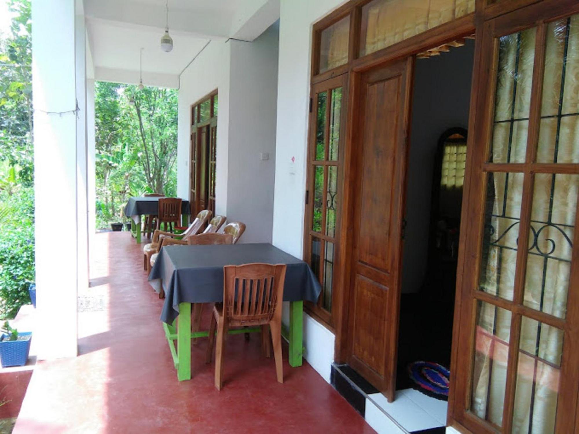N S K Green Villa Sigiriya Buitenkant foto